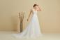Preview: klassische A-Linien-Design Brautkleid Kara